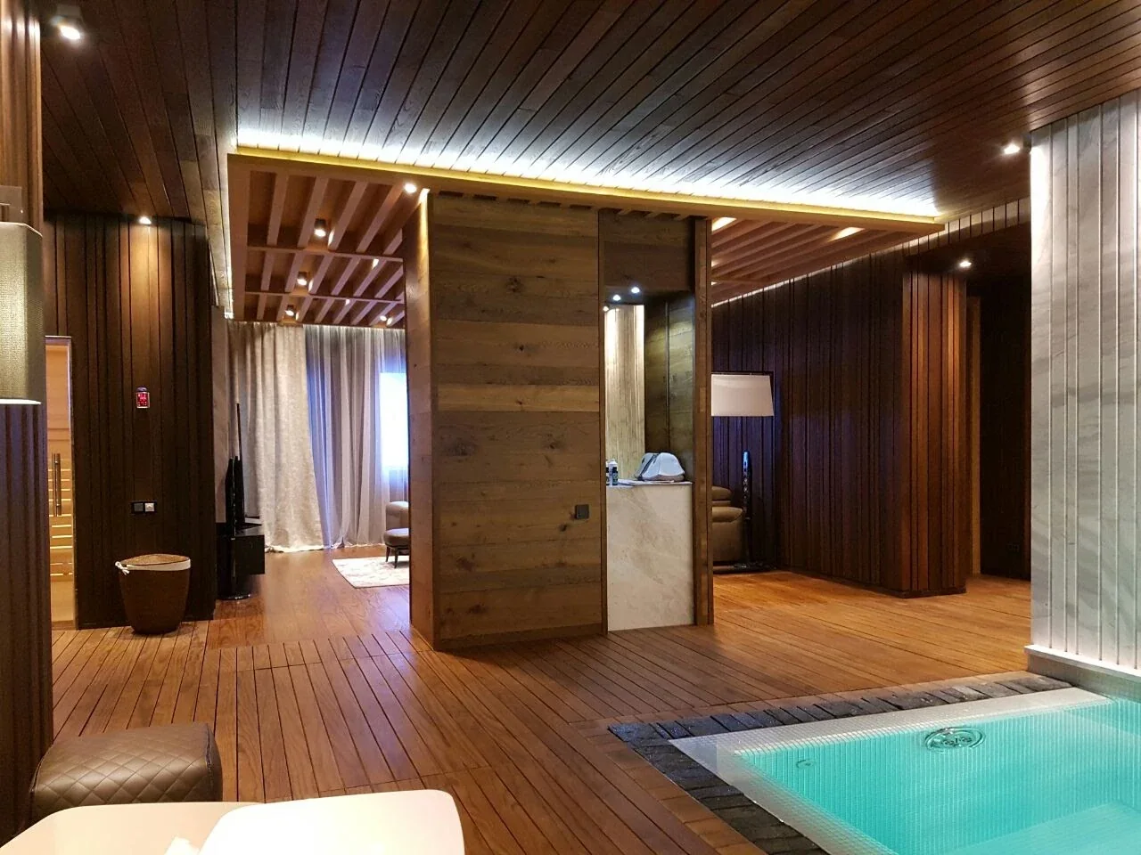 Shalet Villa: фотография проекта 4